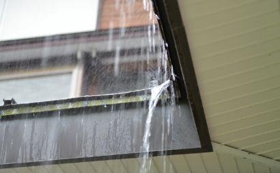 雨漏り